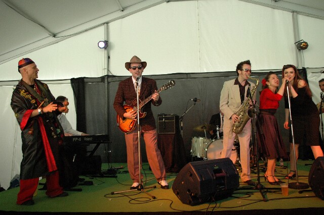 min 2008 05 04 retro rhythm 301